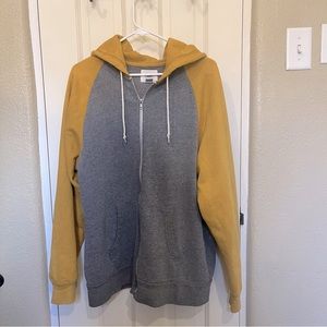 XL yellow and grey old navy zip up hoodie